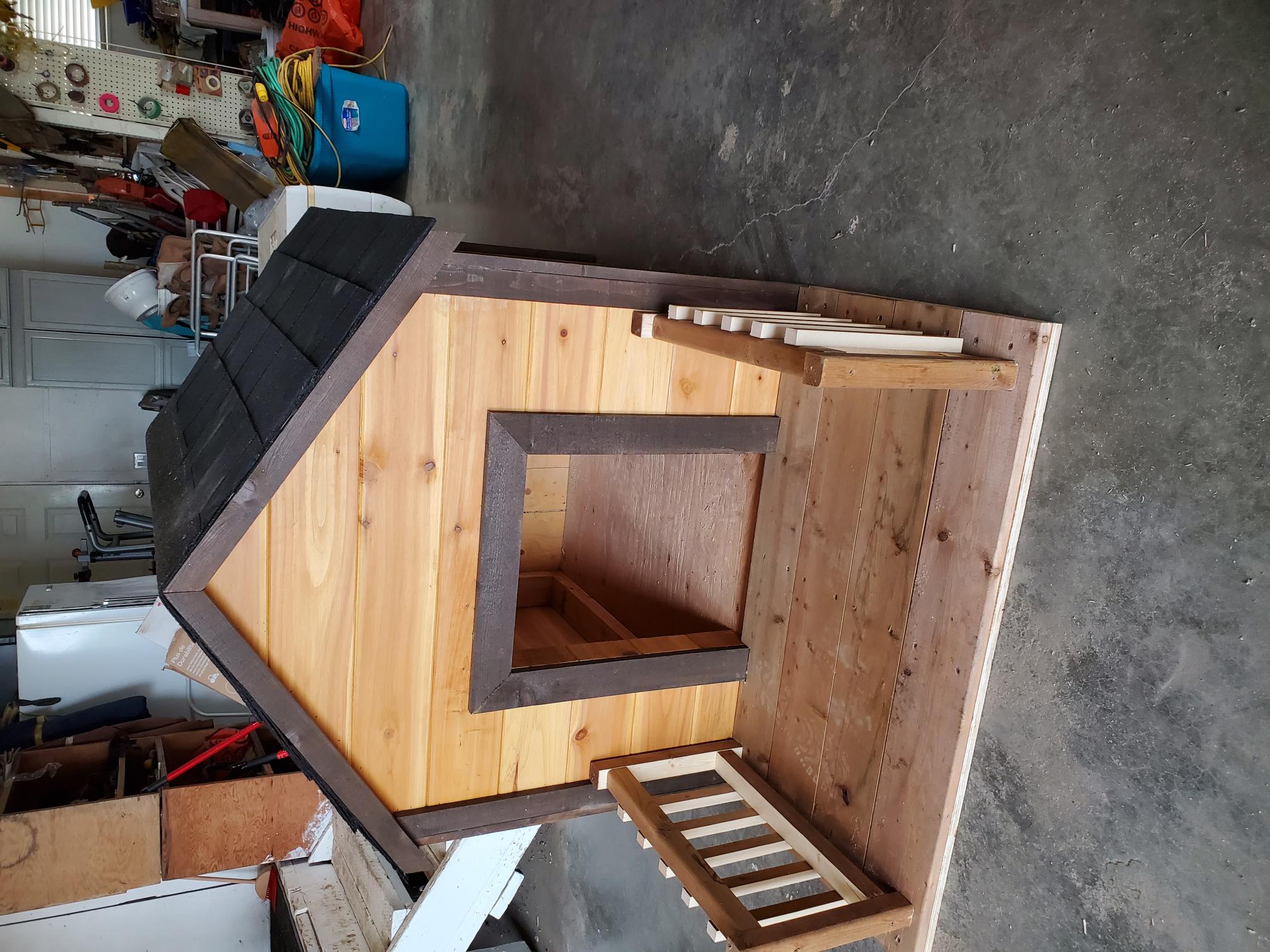 Image of Mack's Project: Doghouse